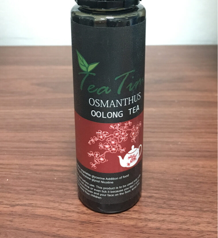 TEA TIME 大煙油 60ML 瓶身設計典雅,象徵自然茶香與清新口感。